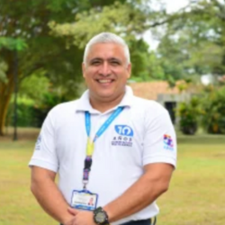 Carlos Julián Giraldo